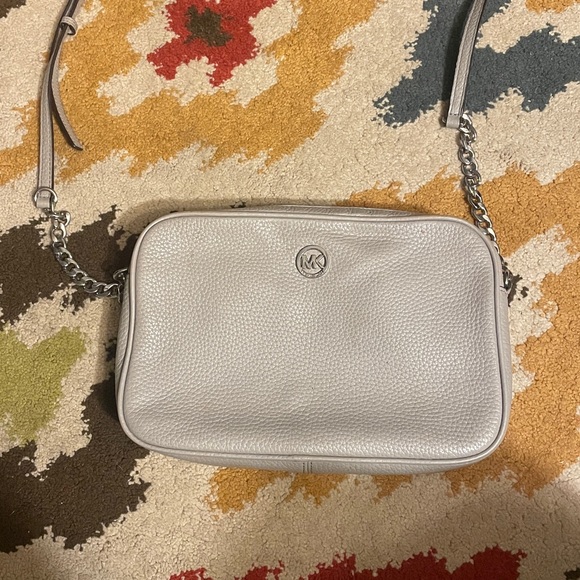 SOLD Michael Kors crossbody bag - Picture 5 of 5